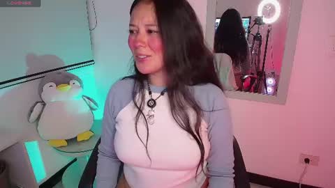 Lexie Thompson   8pm  0000am -5 online show from 08/05/26, 01:41