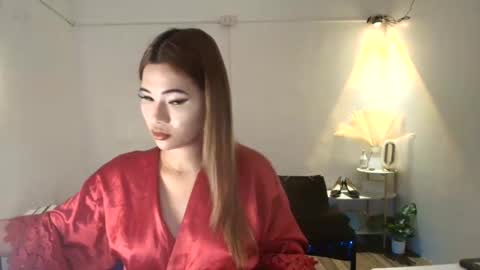 Snapshot of lexie_kinlley chatting on 05/30/26, 10:34 Lexie online show from 05/30/26, 10:34