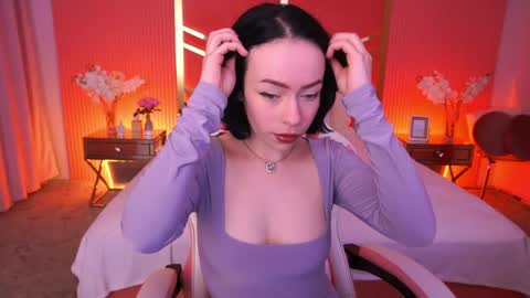 Snapshot of lexie_pearl chatting on 05/17/26, 06:33 Allia online show from 05/17/26, 06:33