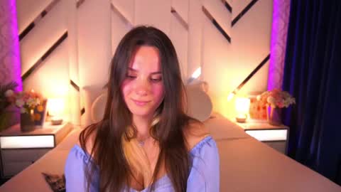 Snapshot of lexie_pearl chatting on 06/02/26, 08:11 Allia online show from 06/02/26, 08:11