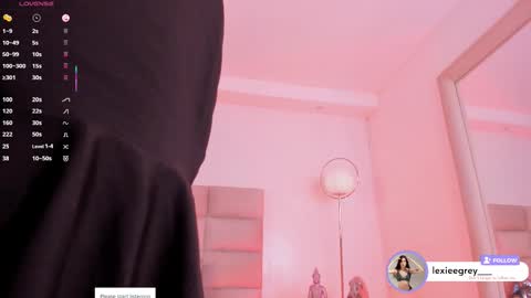 Lexie  online show from 09/27/25, 11:48