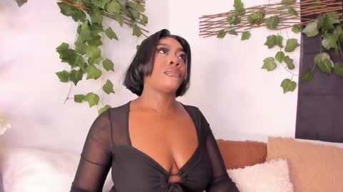 Lexieegrey online show from 05/11/26, 06:38