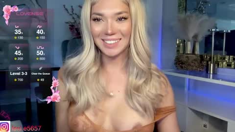 lexiesmith_ online show from 01/06/25, 04:04