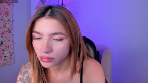 Lexie  online show from 10/01/25, 06:25