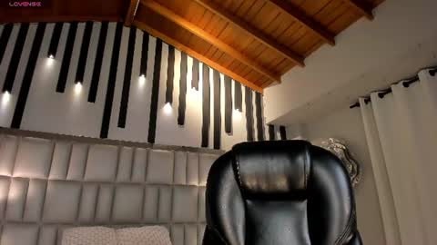 Lexie  online show from 06/11/26, 12:32