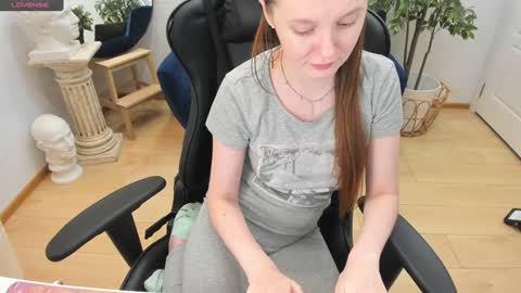 Lexi online show from 12/10/24, 01:11