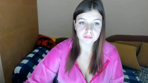 Snapshot of lexiluxlov chatting on 12/05/25, 07:50 Elisabeth online show from 12/05/25, 07:50