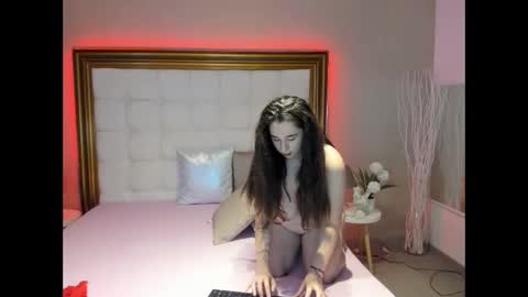 Snapshot of lexivoxx4 chatting on 10/25/25, 02:24 Lexy online show from 10/25/25, 02:24