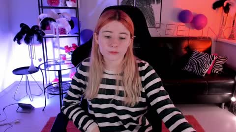 Lexi Wenford NO NUDE GODDESS online show from 12/10/24, 06:22