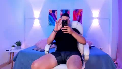 Snapshot of lexmiller_ chatting on 07/30/26, 02:54 lexmiller_ online show from 07/30/26, 02:54