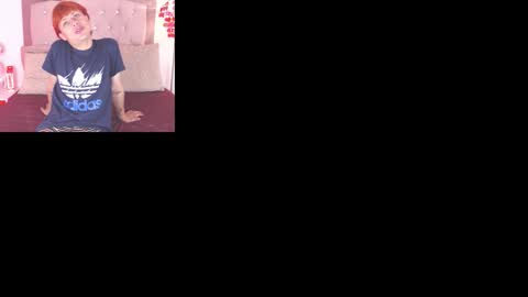Snapshot of lextter_azak chatting on 10/22/25, 12:49 Lextter online show from 10/22/25, 12:49