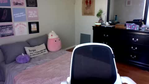 lexwyoex online show from 09/28/25, 02:55