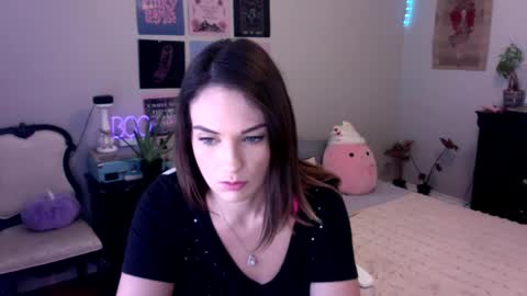 lexwyoex online show from 10/09/25, 02:15