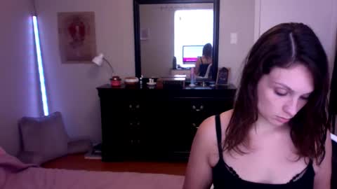 lexwyoex online show from 11/30/25, 07:51