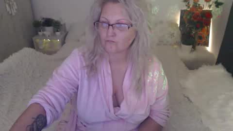 Hannah online show from 02/22/26, 06:28