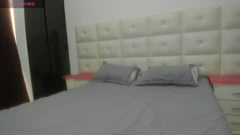 LEXXI online show from 12/15/25, 04:33