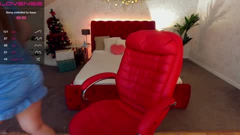 lexxijoy online show from 12/30/24, 01:58