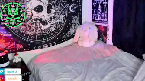 LEXXY online show from 05/22/26, 12:18