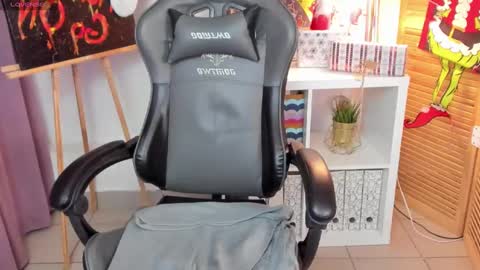 lexxxyone online show from 12/05/24, 07:49
