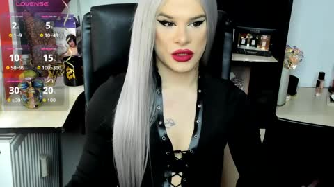 Snapshot of lexxymiss chatting on 03/29/26, 06:46 eva lexy you may call me Miss online show from 03/29/26, 06:46