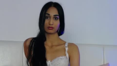 Snapshot of lexxyplay chatting on 06/05/26, 06:42 lexxyplay online show from 06/05/26, 06:42