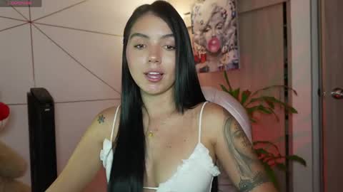 Snapshot of lexy491035 chatting on 04/22/26, 12:02 lexy491035 online show from 04/22/26, 12:02