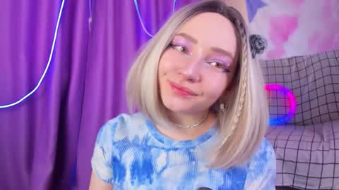 LexxxY online show from 09/18/25, 06:26