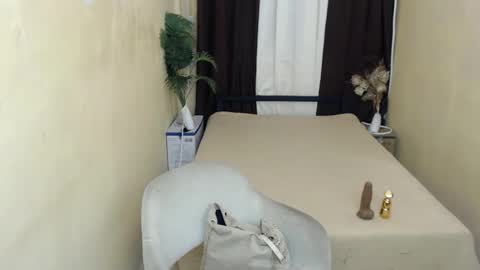 Snapshot of lexy_lorey chatting on 10/19/25, 09:15 lexy_lorey online show from 10/19/25, 09:15