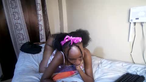 Lexy online show from 11/06/25, 02:23