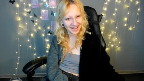 Lexy online show from 02/05/25, 10:41