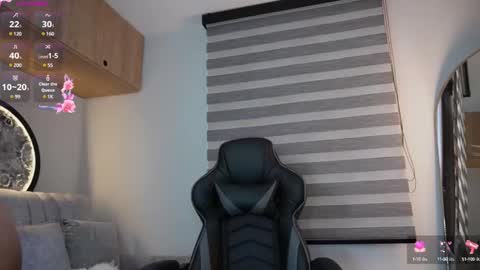 Snapshot of lexybell1 chatting on 02/06/25, 08:56 lexy online show from 02/06/25, 08:56