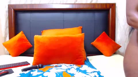 Silindile Caroline Madlala online show from 12/28/24, 06:40