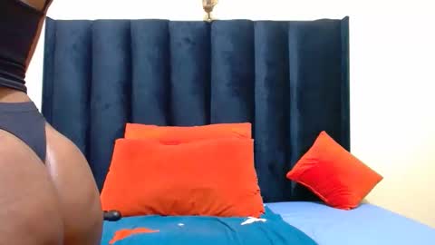 Silindile Caroline Madlala online show from 10/06/25, 06:38