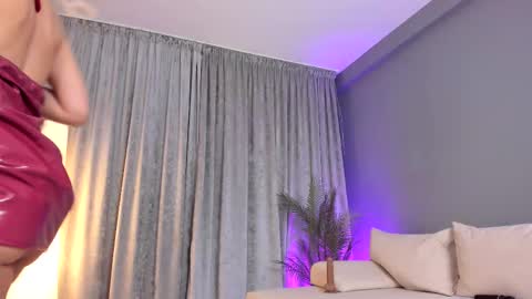 Snapshot of lexysinner chatting on 11/24/25, 03:23 lexysinner online show from 11/24/25, 03:23