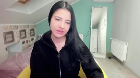Snapshot of lexyswett chatting on 12/08/24, 01:03 lexyswett online show from 12/08/24, 01:03
