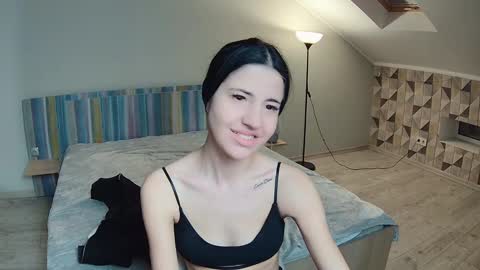 Snapshot of lexyswett chatting on 01/07/25, 06:45 lexyswett online show from 01/07/25, 06:45