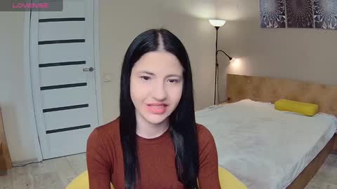 Snapshot of lexyswett chatting on 01/21/25, 01:43 lexyswett online show from 01/21/25, 01:43
