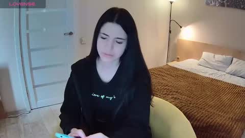Snapshot of lexyswett chatting on 02/19/25, 11:17 lexyswett online show from 02/19/25, 11:17