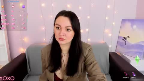 Leya online show from 09/15/25, 02:33