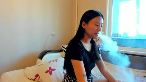 Leya online show from 06/27/26, 03:50