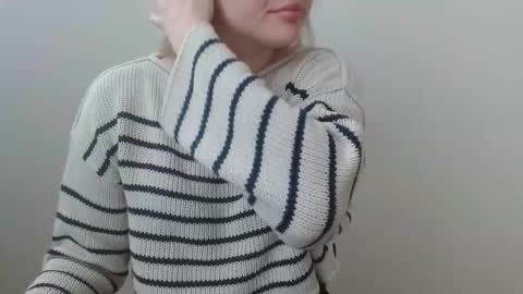 Snapshot of leyla_le chatting on 03/13/26, 06:31 Leyla online show from 03/13/26, 06:31