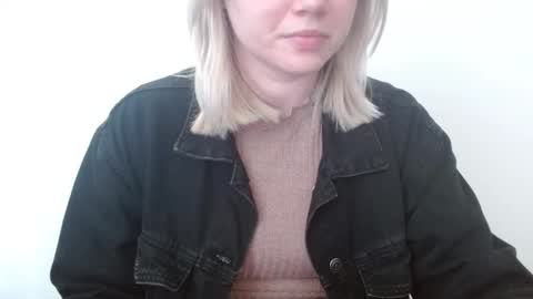 Snapshot of leyla_le chatting on 04/03/26, 05:38 Leyla online show from 04/03/26, 05:38