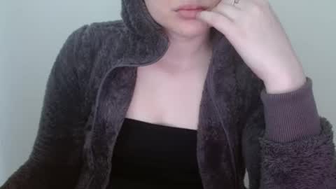 Snapshot of leyla_le chatting on 04/08/26, 06:13 Leyla online show from 04/08/26, 06:13