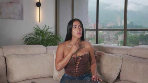 INSTA leylasteel model         online show from 05/02/26, 10:37