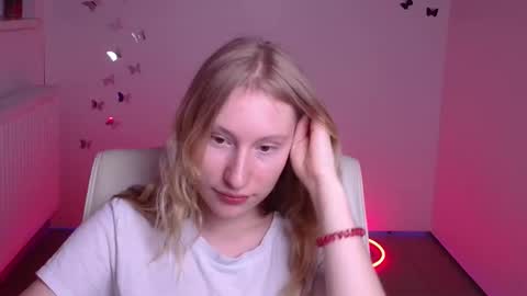 Leyla online show from 09/09/25, 11:21