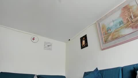 Leyna online show from 09/30/25, 02:11