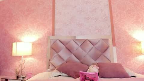 LEZY online show from 11/12/25, 08:08