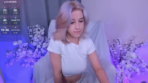 Lisa online show from 09/21/25, 05:09