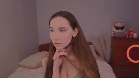 Snapshot of lezyliza chatting on 11/30/25, 08:13 Liza online show from 11/30/25, 08:13