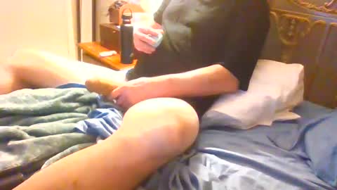 Snapshot of lgck12in chatting on 02/15/26, 06:43 C2bme online show from 02/15/26, 06:43